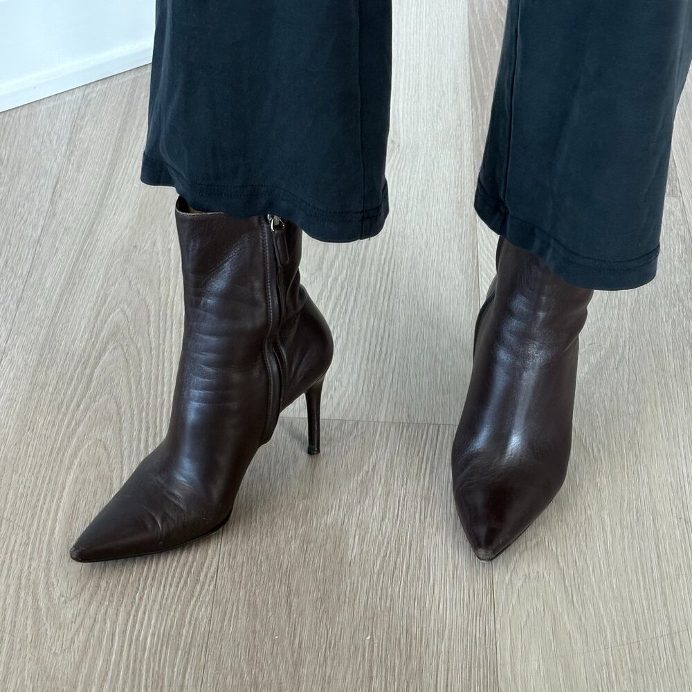 Gucci Brown Leather Pointed Toe Heeled Boots